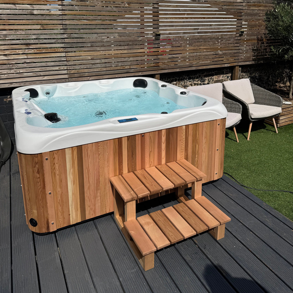 Urban Cedar Sport Classic Deep Square Hot Tub Package