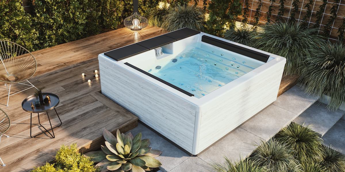 AquaVia Quantum Hot Tub